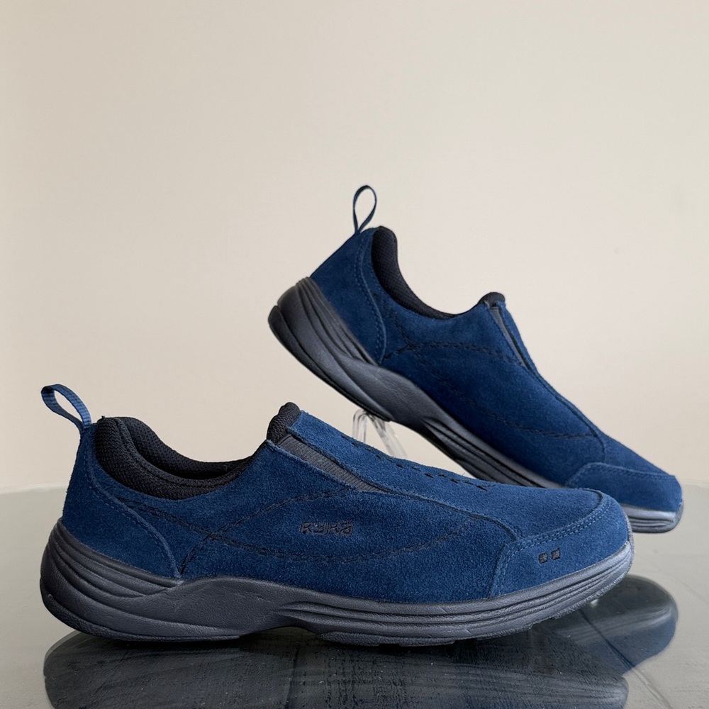 Rykä Women's Roamer‎ II Slip On Shoes in navy blue Size 9. Suede & Fabric Upper
